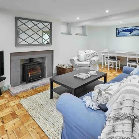 Apartment Host & - St Mary's Riverside Whitby